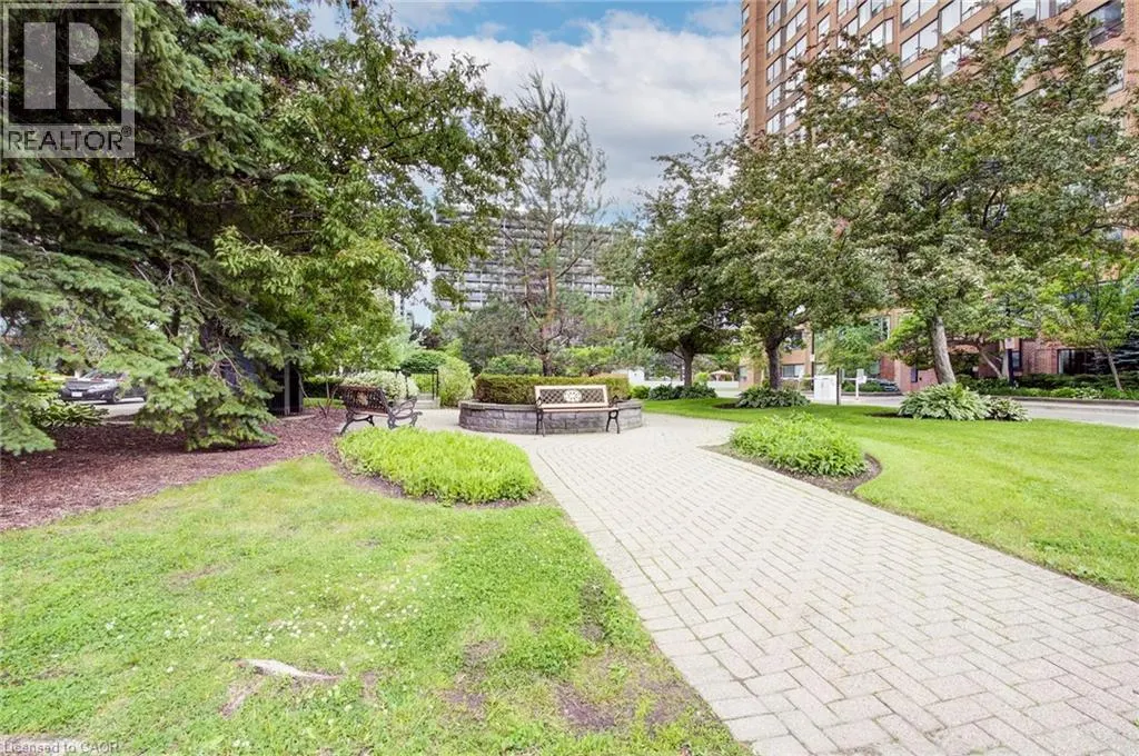 1270 MAPLE CROSSING Boulevard Unit# 306, #306