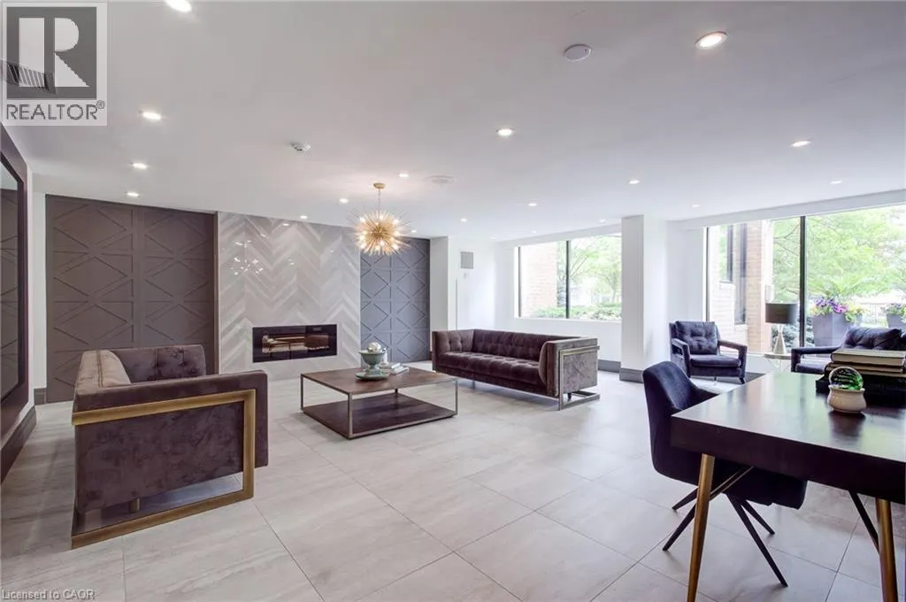 1270 MAPLE CROSSING Boulevard Unit# 306, #306