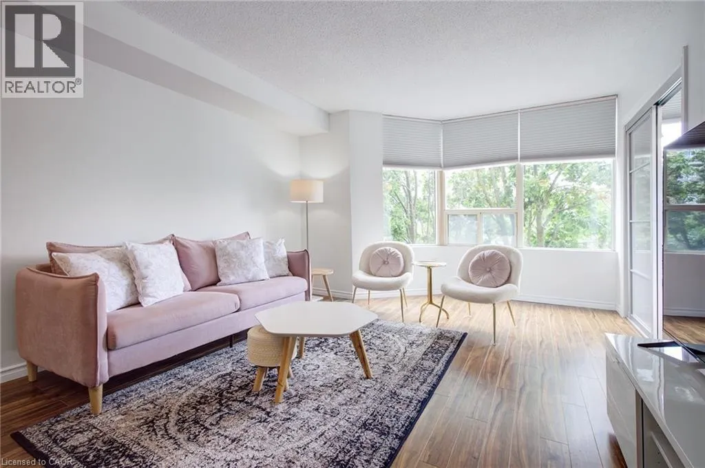 1270 MAPLE CROSSING Boulevard Unit# 306, #306