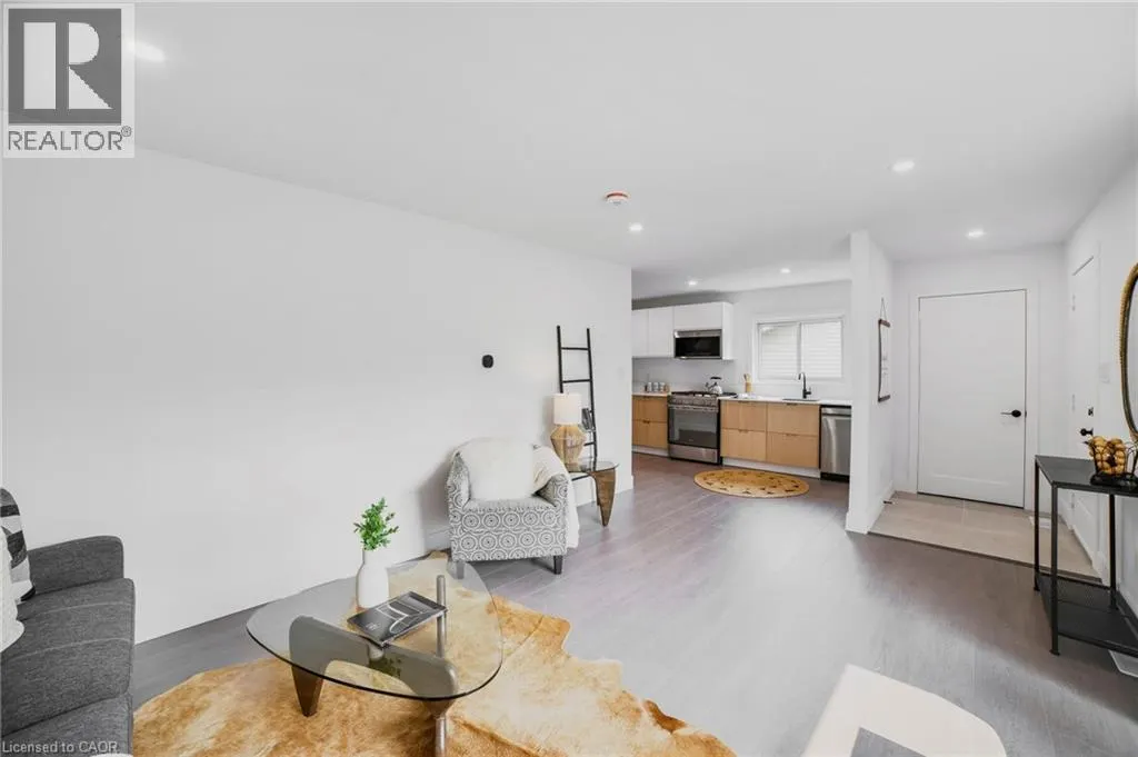 784 UPPER GAGE Drive