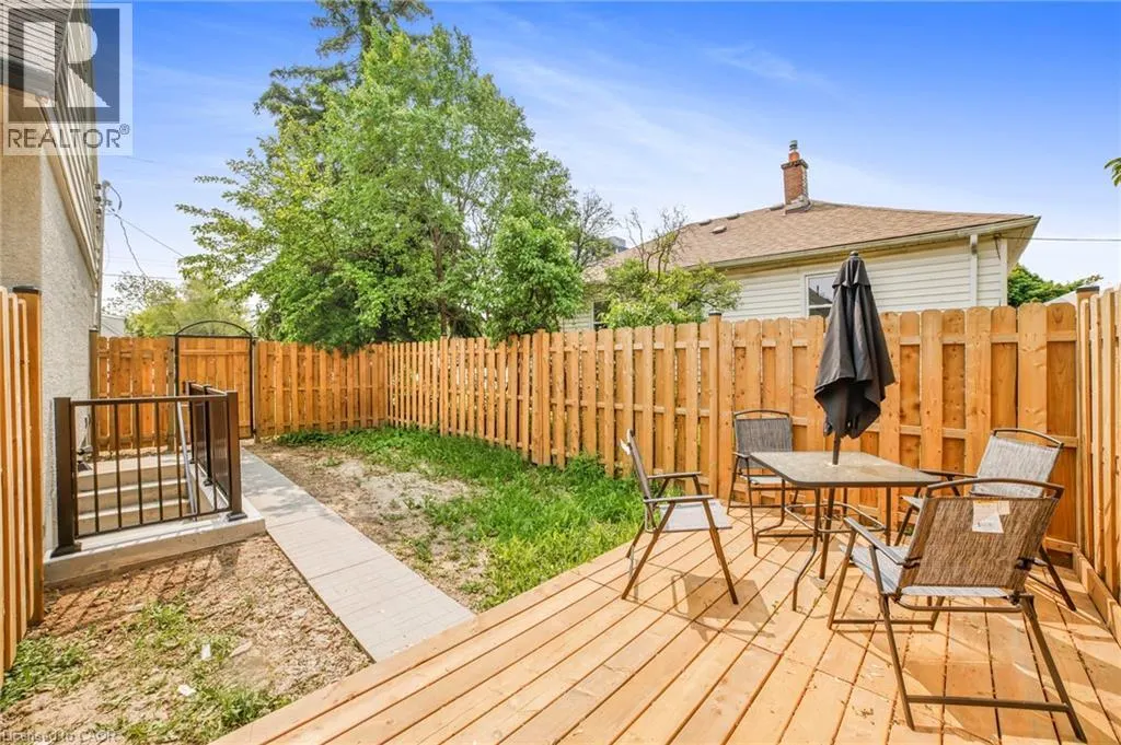 784 UPPER GAGE Drive