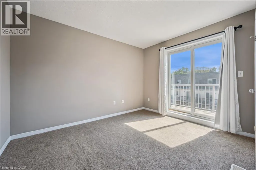 24 SIENNA Street Unit# D, #D