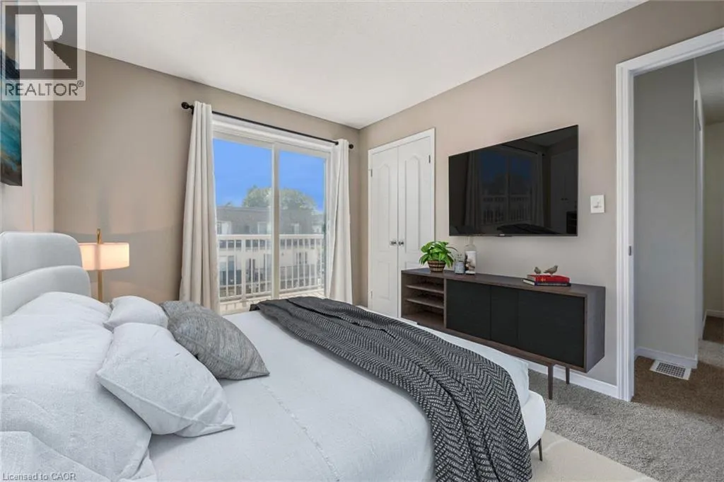 24 SIENNA Street Unit# D, #D
