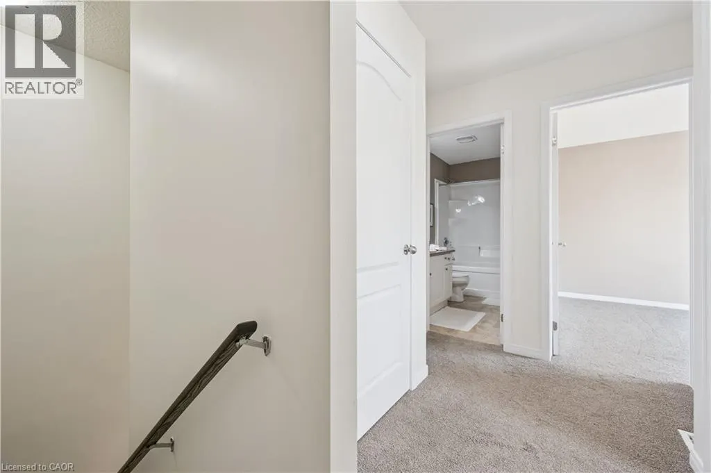 24 SIENNA Street Unit# D, #D
