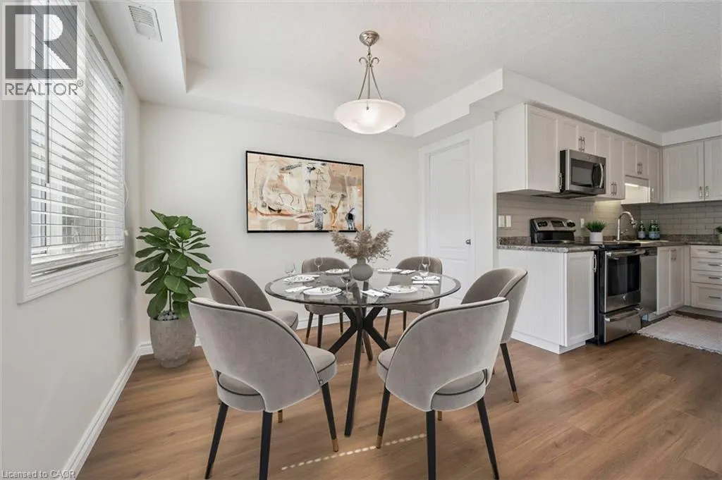 24 SIENNA Street Unit# D, #D