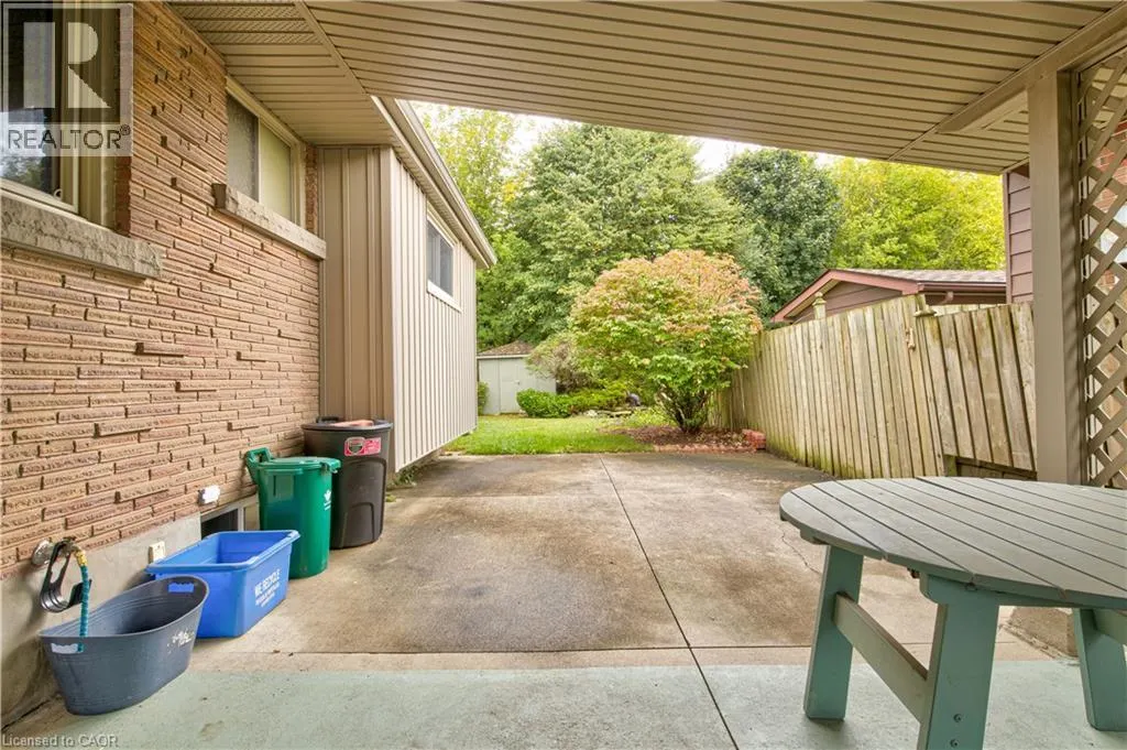 107 LAURIS Avenue