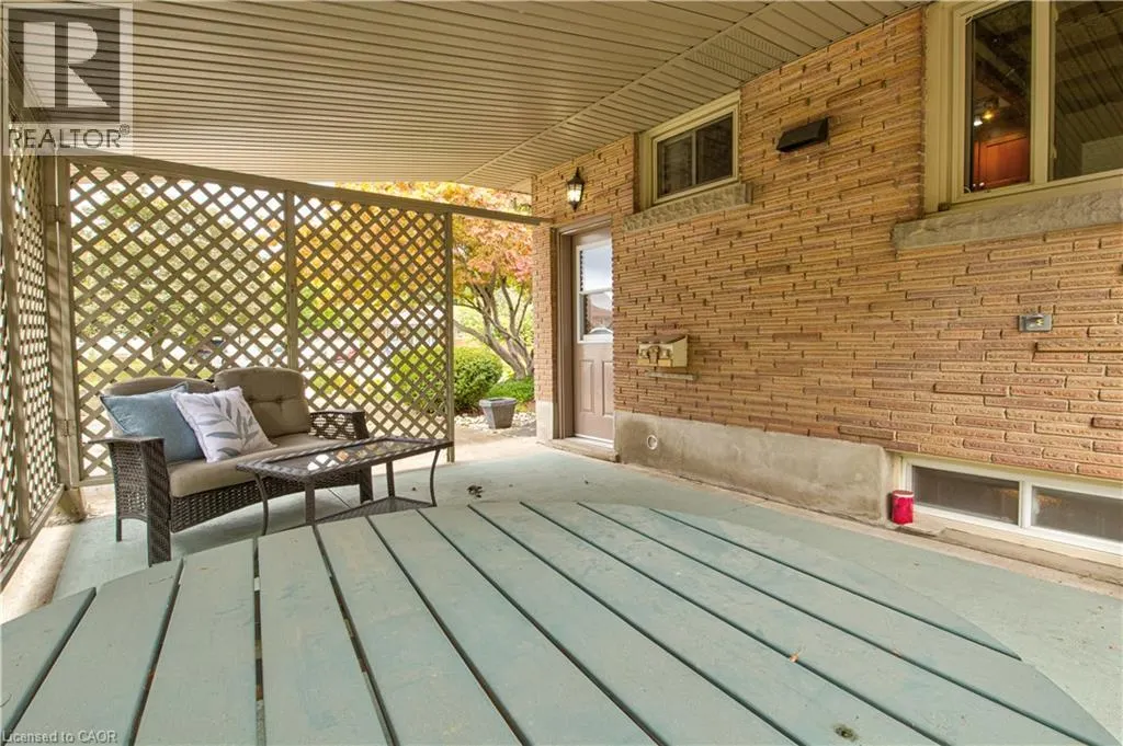 107 LAURIS Avenue