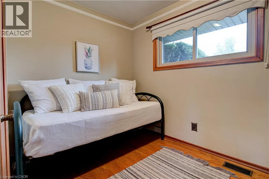 107 LAURIS Avenue