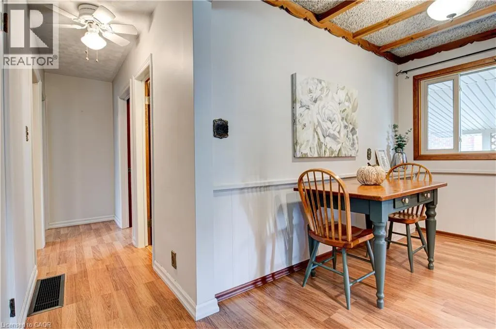 107 LAURIS Avenue