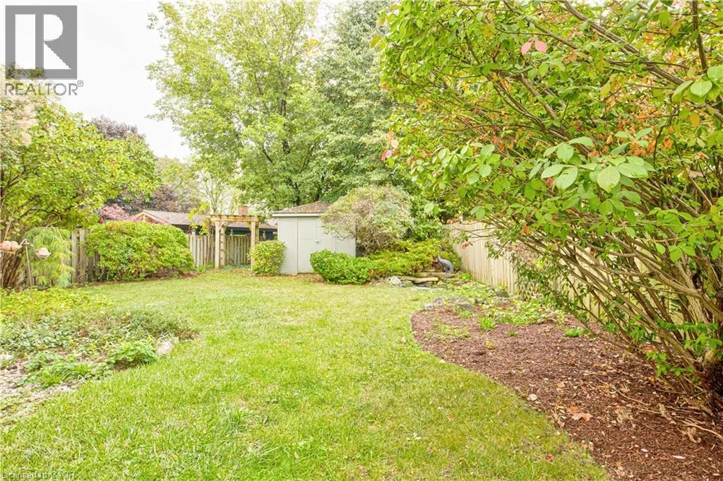 107 LAURIS Avenue
