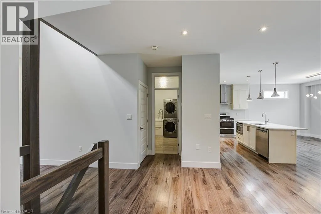 2527 HOLBROOK Drive