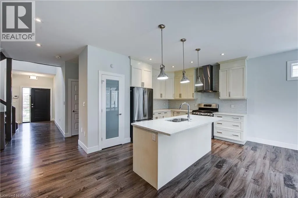 2527 HOLBROOK Drive