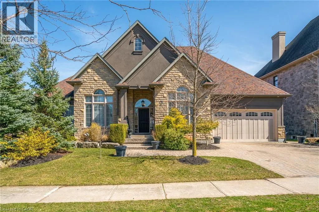 7 SANDALWOOD Crescent
