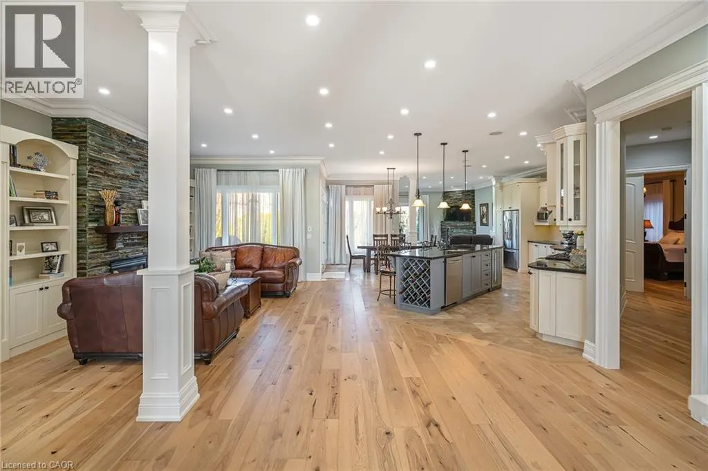 7 SANDALWOOD Crescent