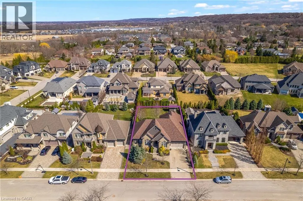 7 SANDALWOOD Crescent