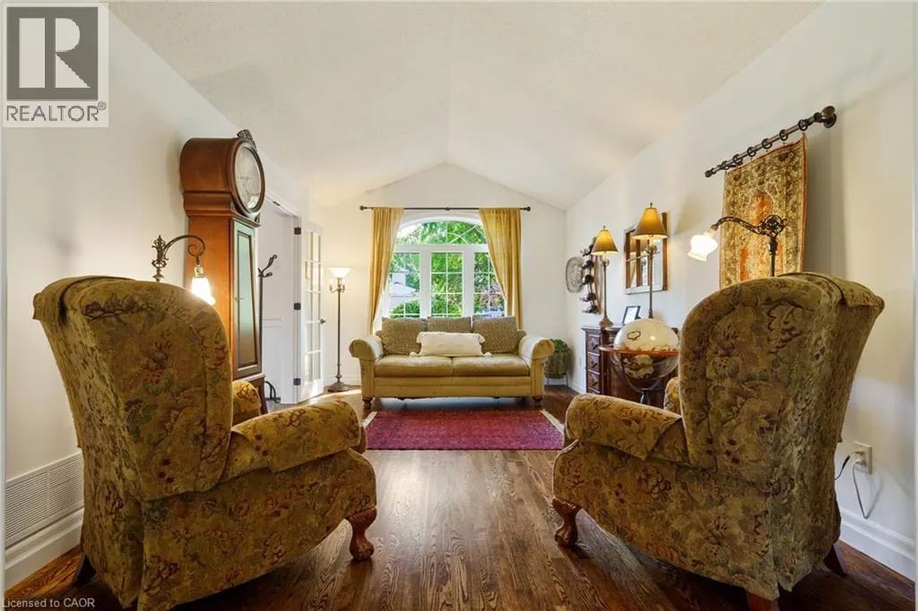 3 MAPLEHURST Ridge