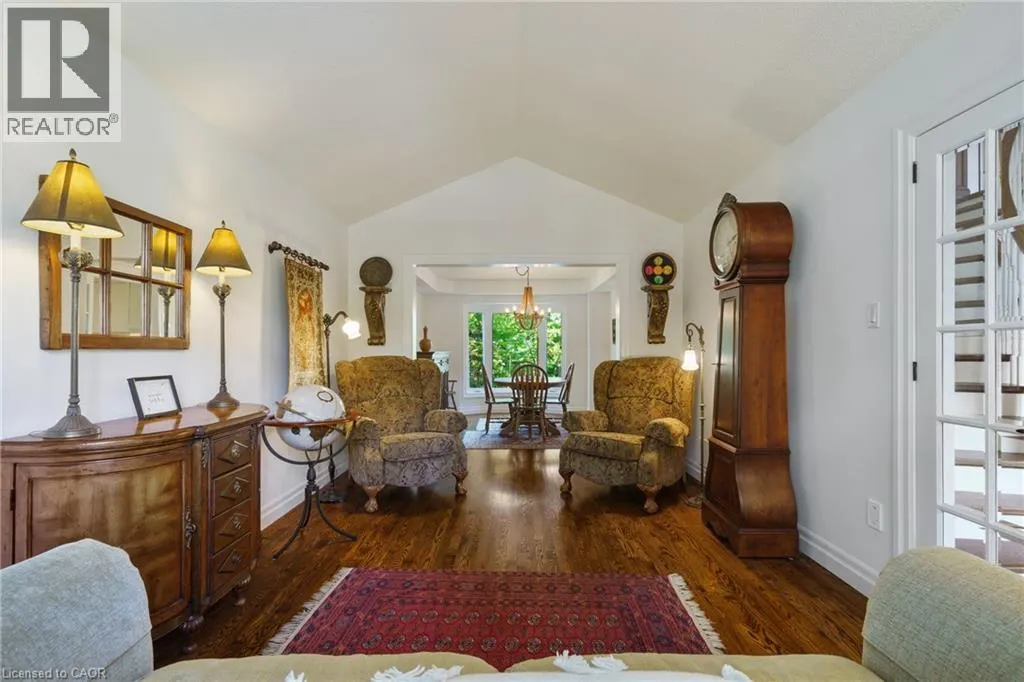 3 MAPLEHURST Ridge