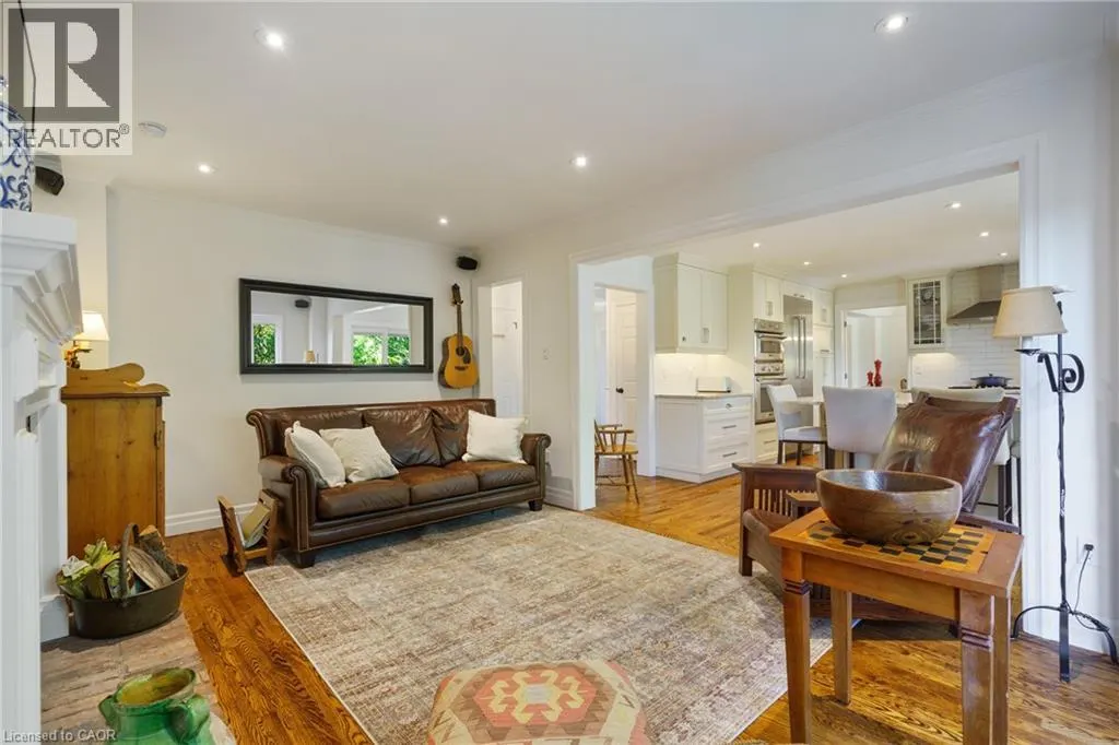 3 MAPLEHURST Ridge