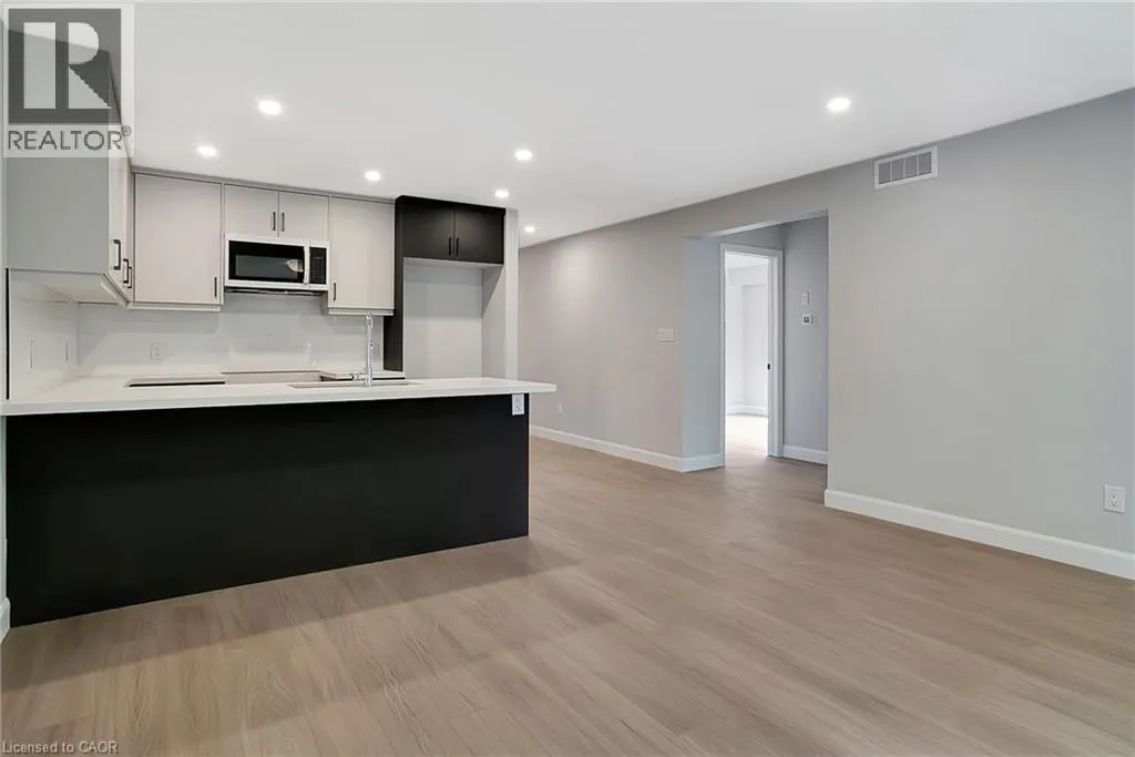 102 SPRUCE Street Unit# 2, #2