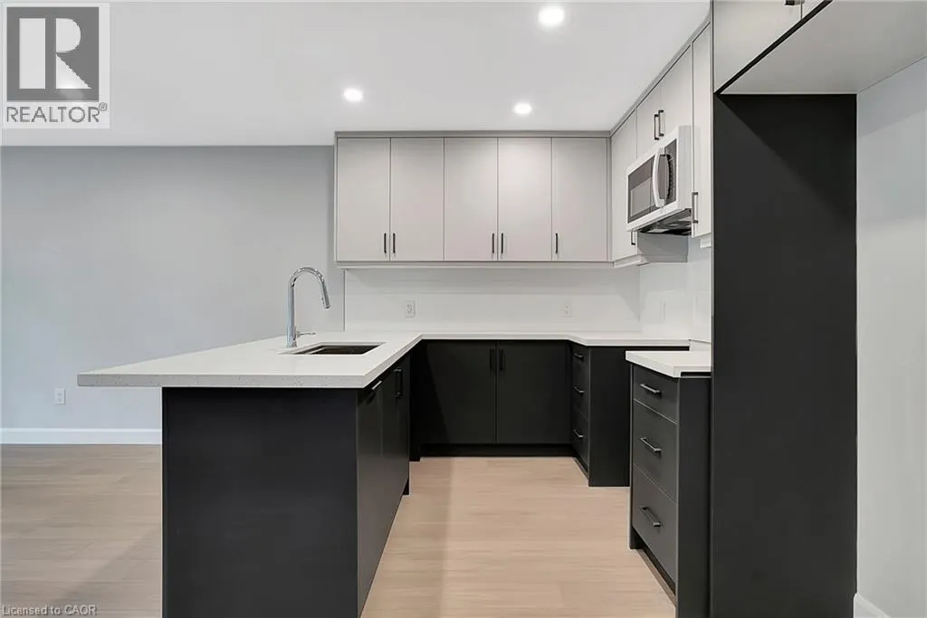 102 SPRUCE Street Unit# 2, #2