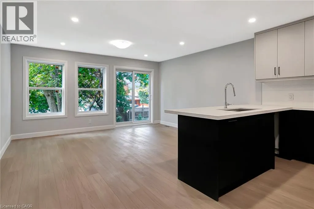 102 SPRUCE Street Unit# 2, #2
