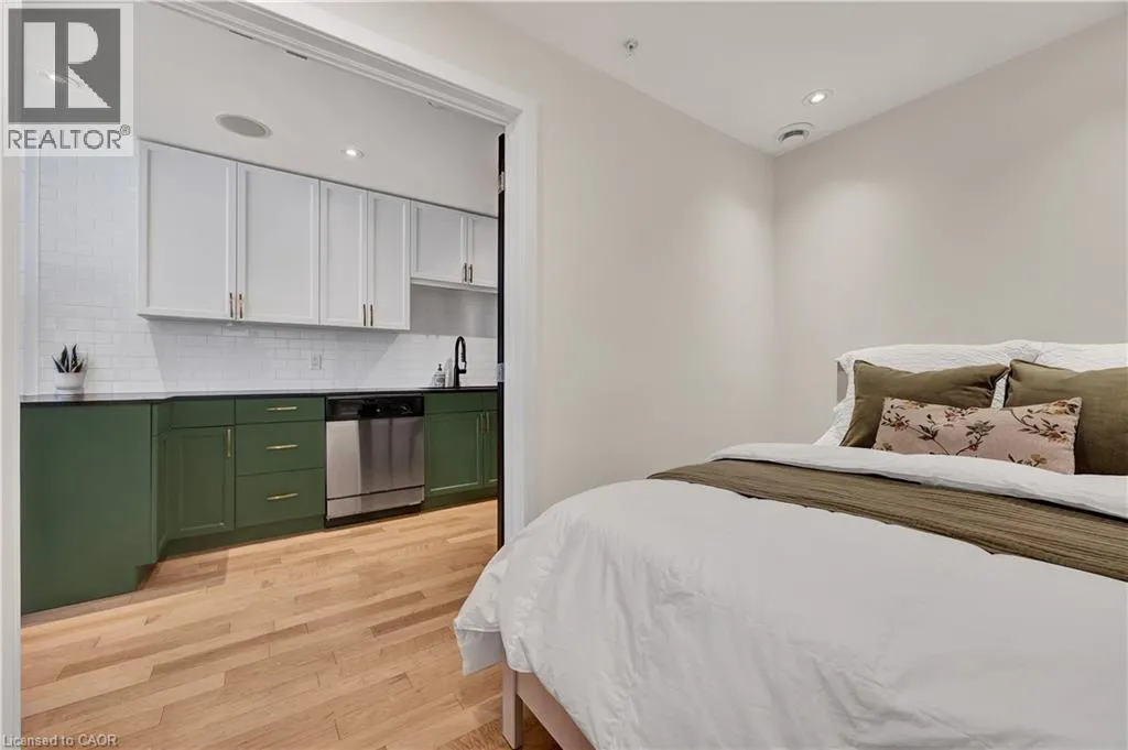 188 KING Street S Unit# 209, #209