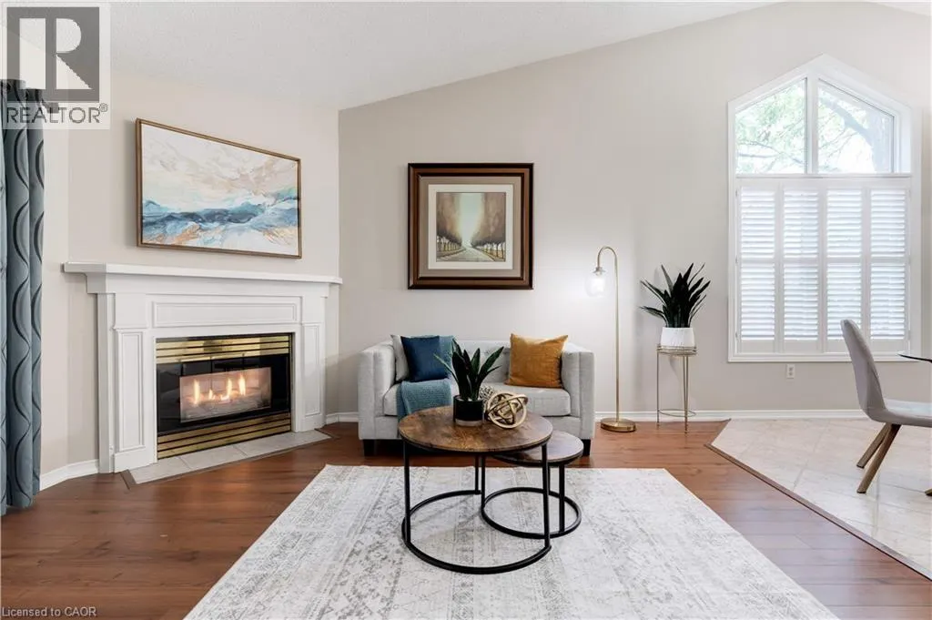 2774 KING Street E Unit# 10, #10