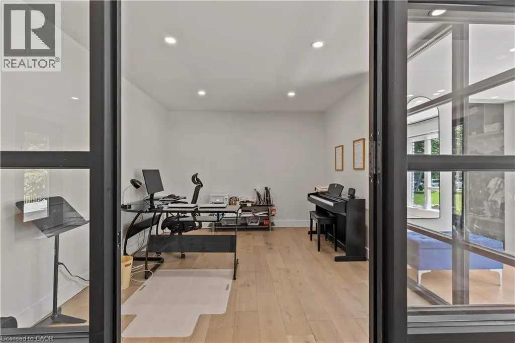 514 OXBOW Road