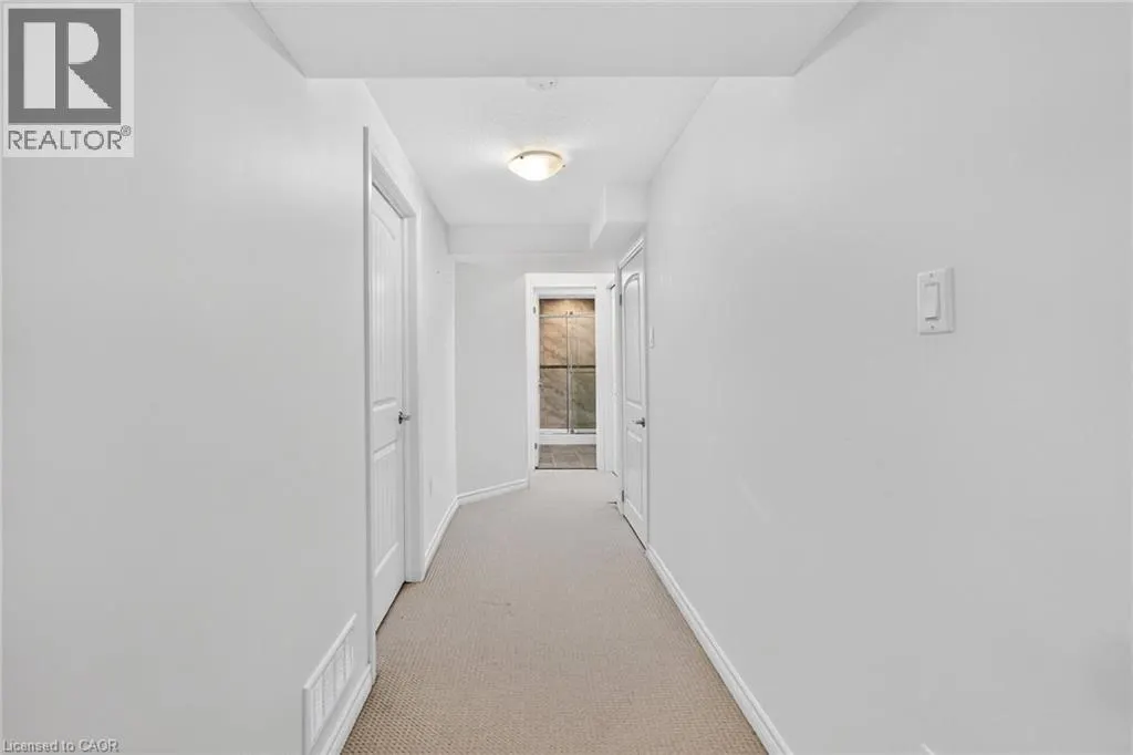 34 ARLINGTON Crescent