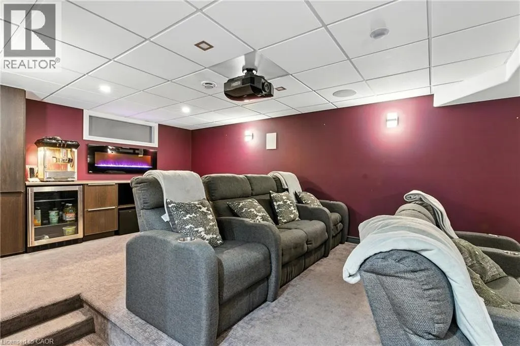 114 ARMOUR Crescent