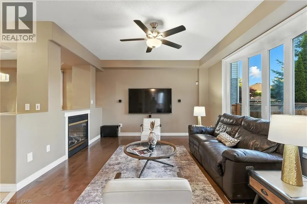 114 ARMOUR Crescent