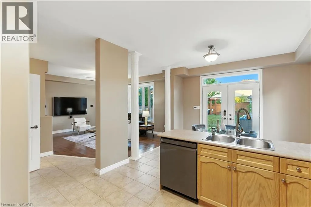 114 ARMOUR Crescent
