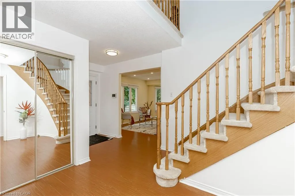 5028 NORTHERN LIGHTS Circle