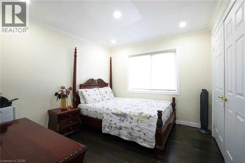 99 DONNICI Drive