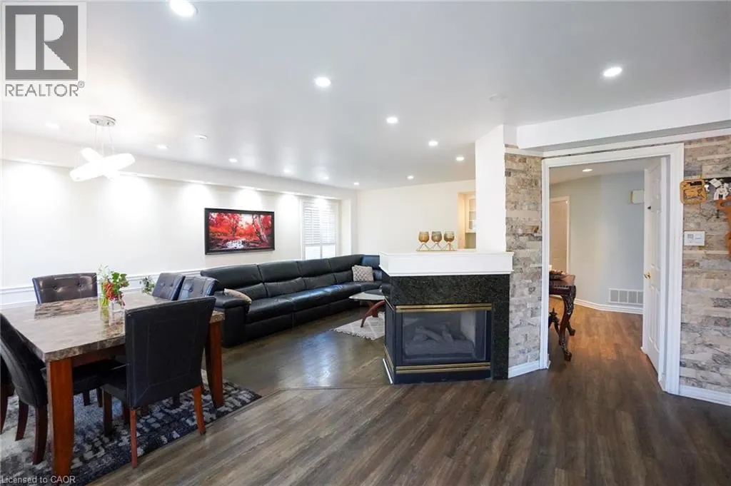 99 DONNICI Drive