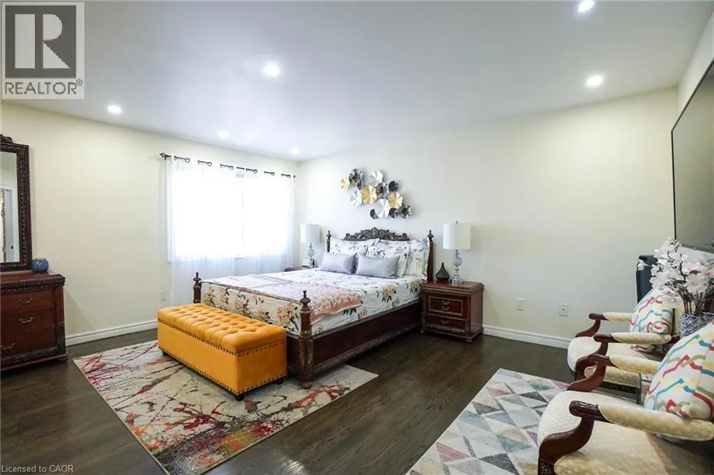 99 DONNICI Drive