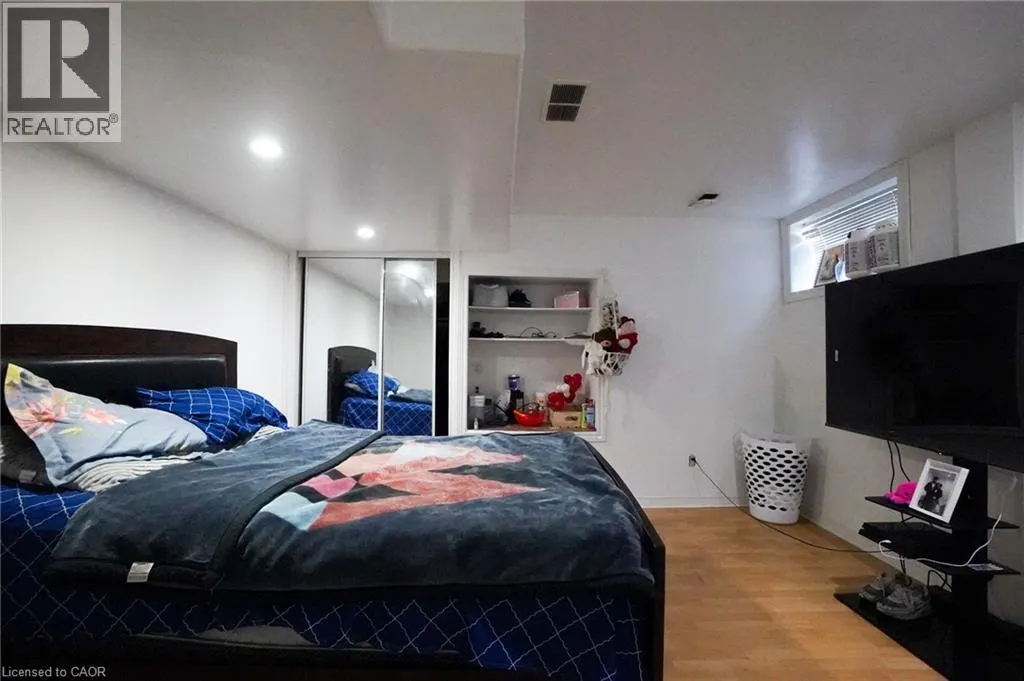 99 DONNICI Drive