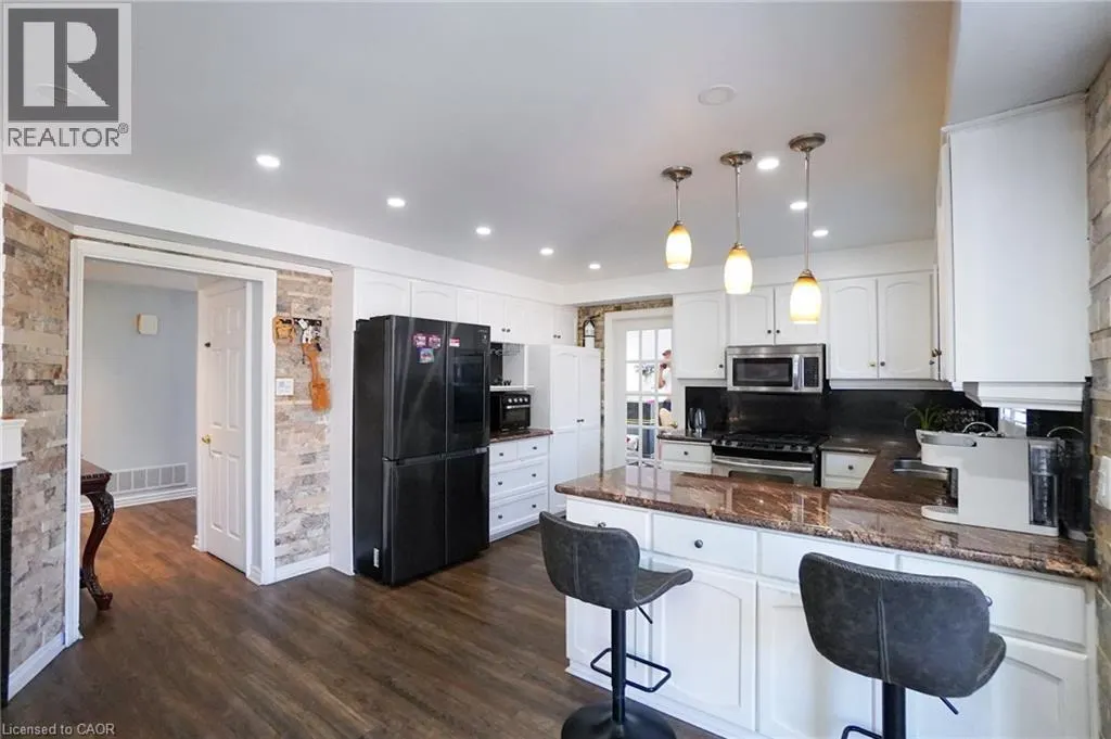 99 DONNICI Drive