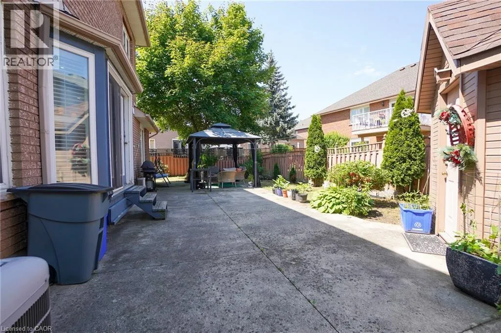99 DONNICI Drive