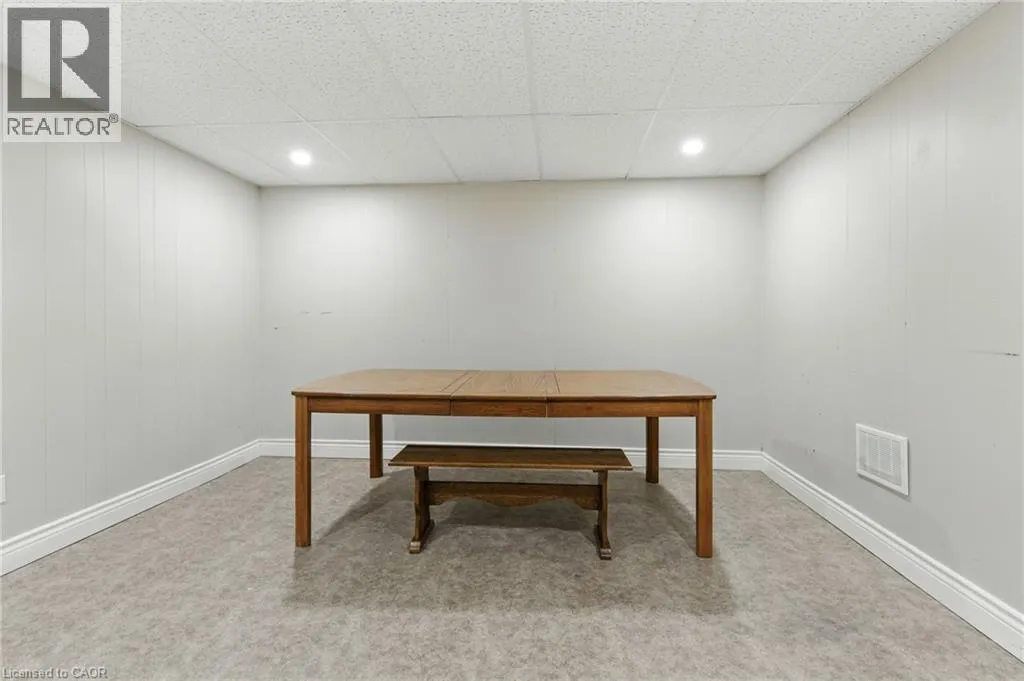 174 BROKER Drive