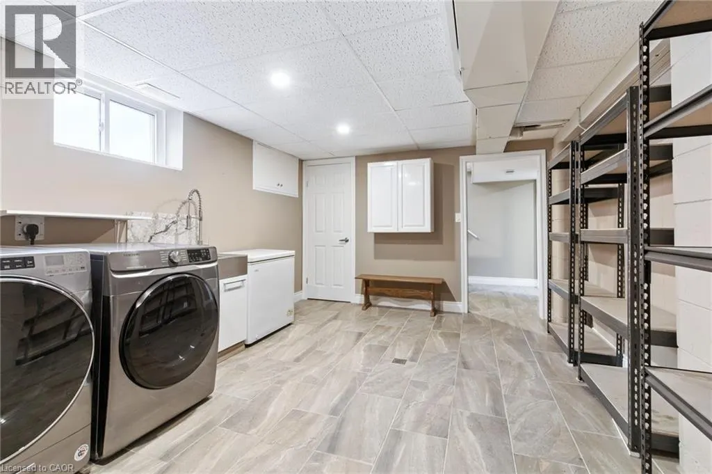 174 BROKER Drive