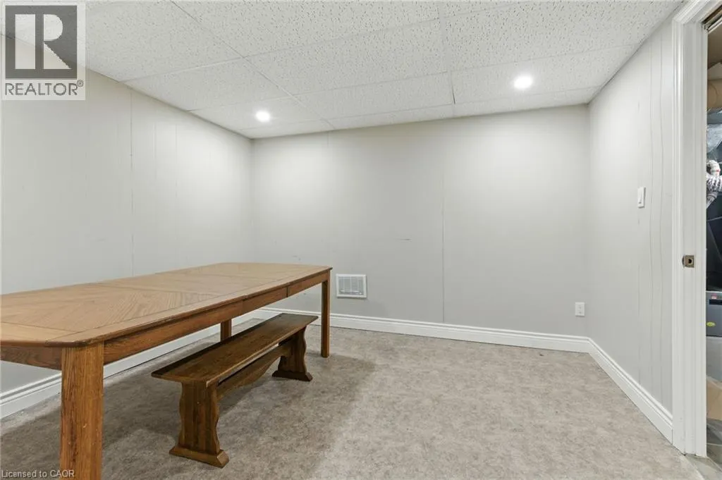 174 BROKER Drive
