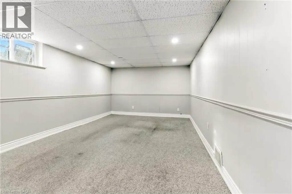 174 BROKER Drive