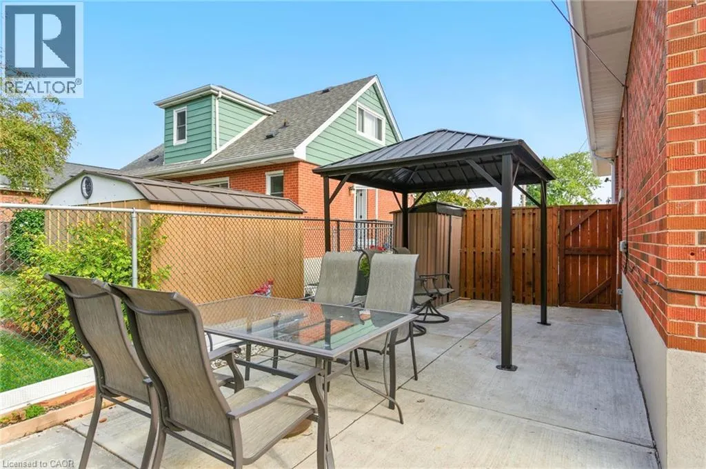 174 BROKER Drive