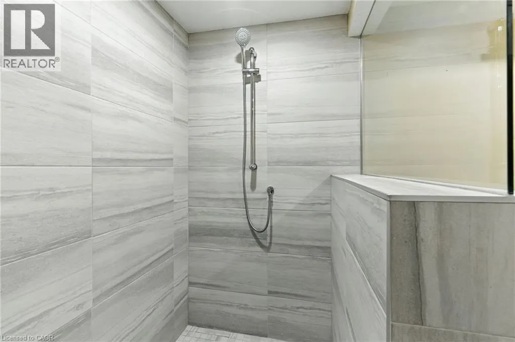 174 BROKER Drive