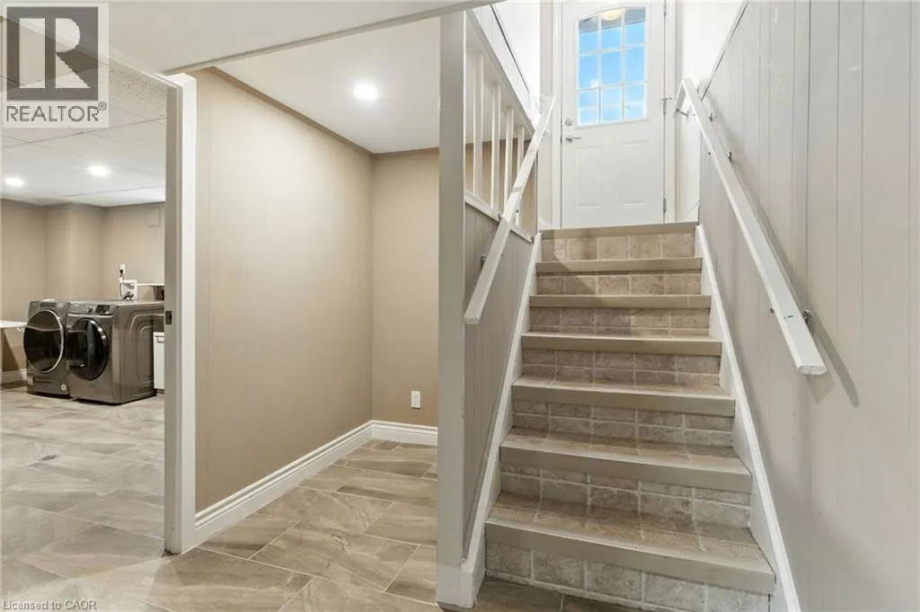 174 BROKER Drive