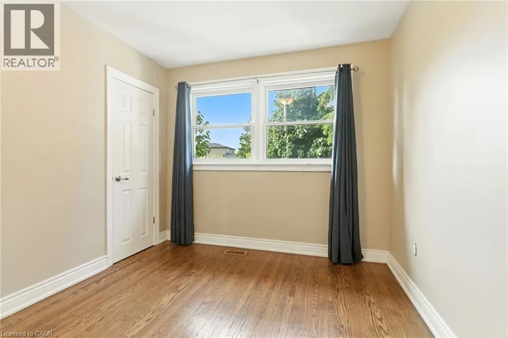174 BROKER Drive