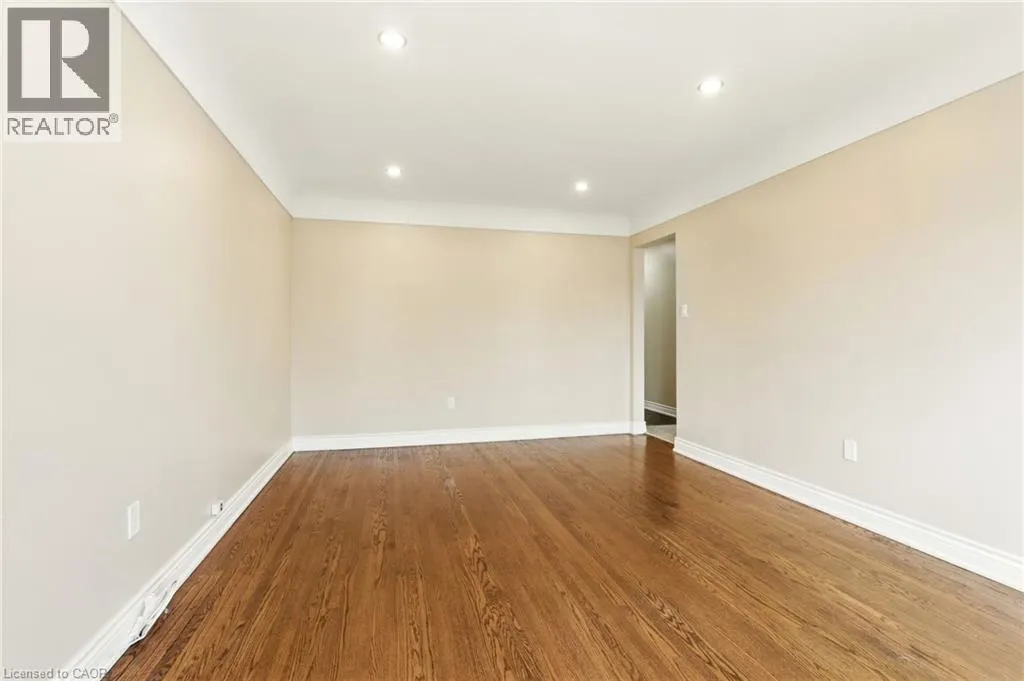 174 BROKER Drive