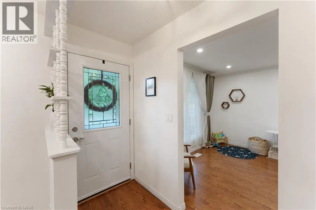 32 DONLY Drive N