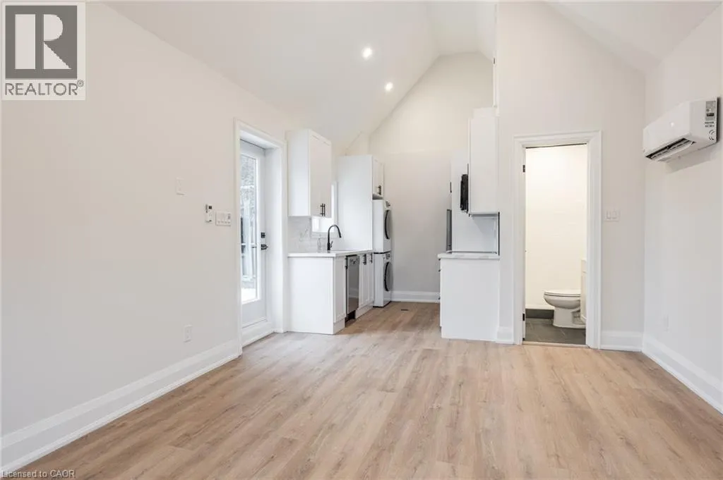 10 CALEDON Avenue Unit# 3, #3
